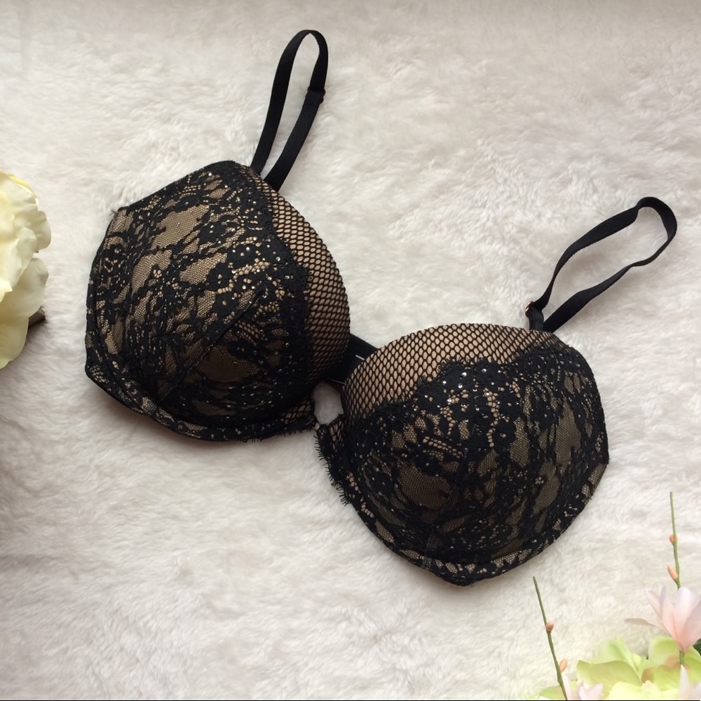 Victoria’s Secret 34DD Bra
